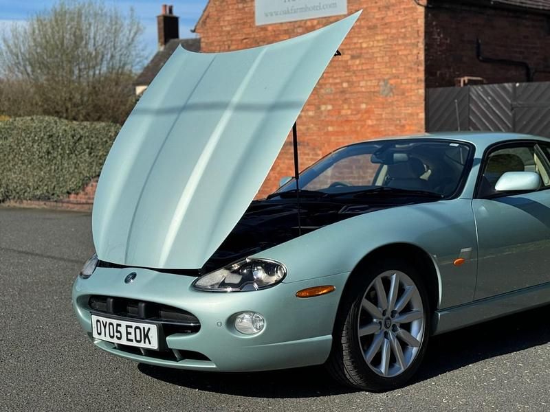 Used Jaguar XK8 2005 Green Coupe