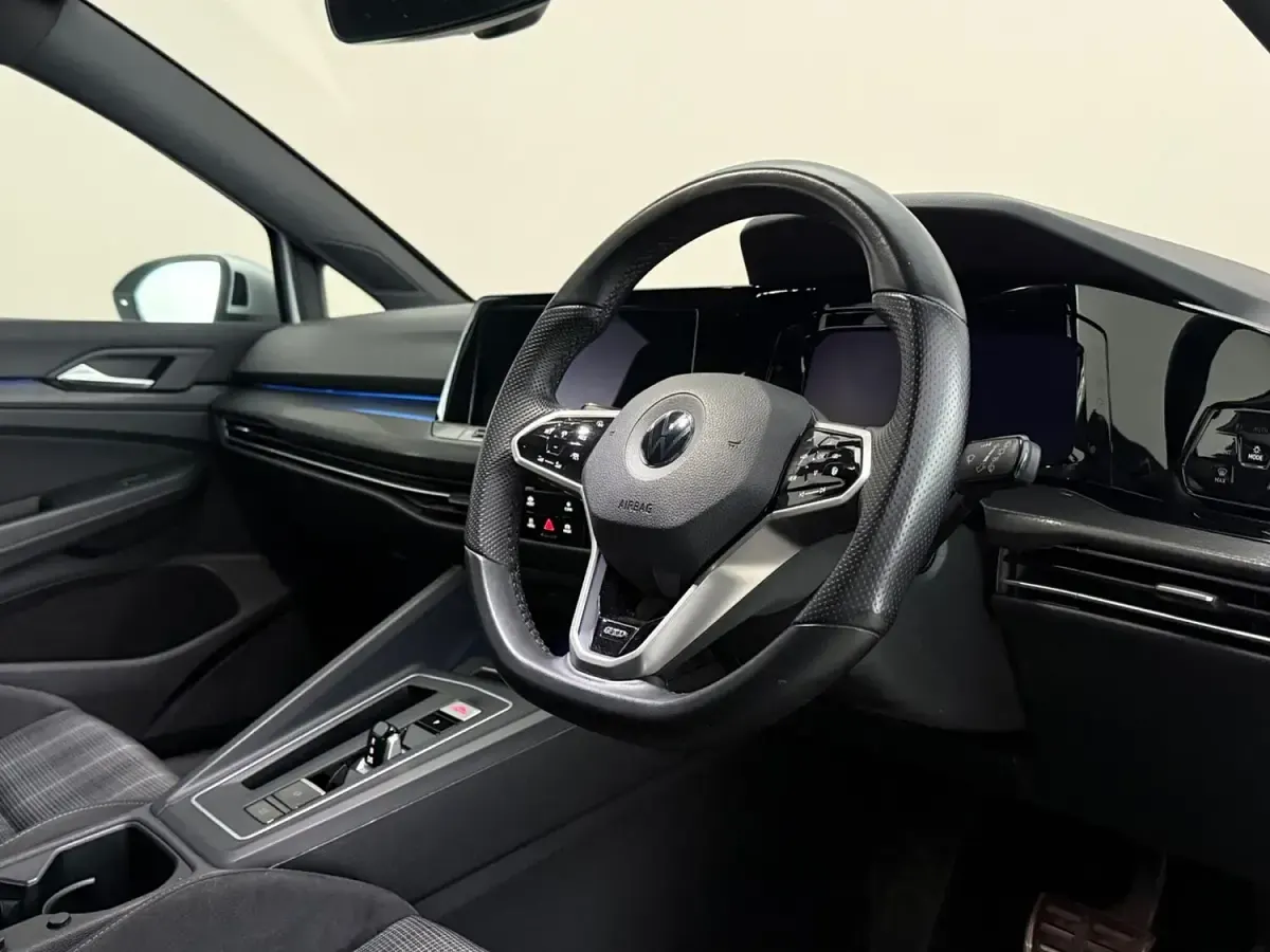 Used VW Golf VII GTD 150 HP (110 kW) 2021 Silver Hatchback