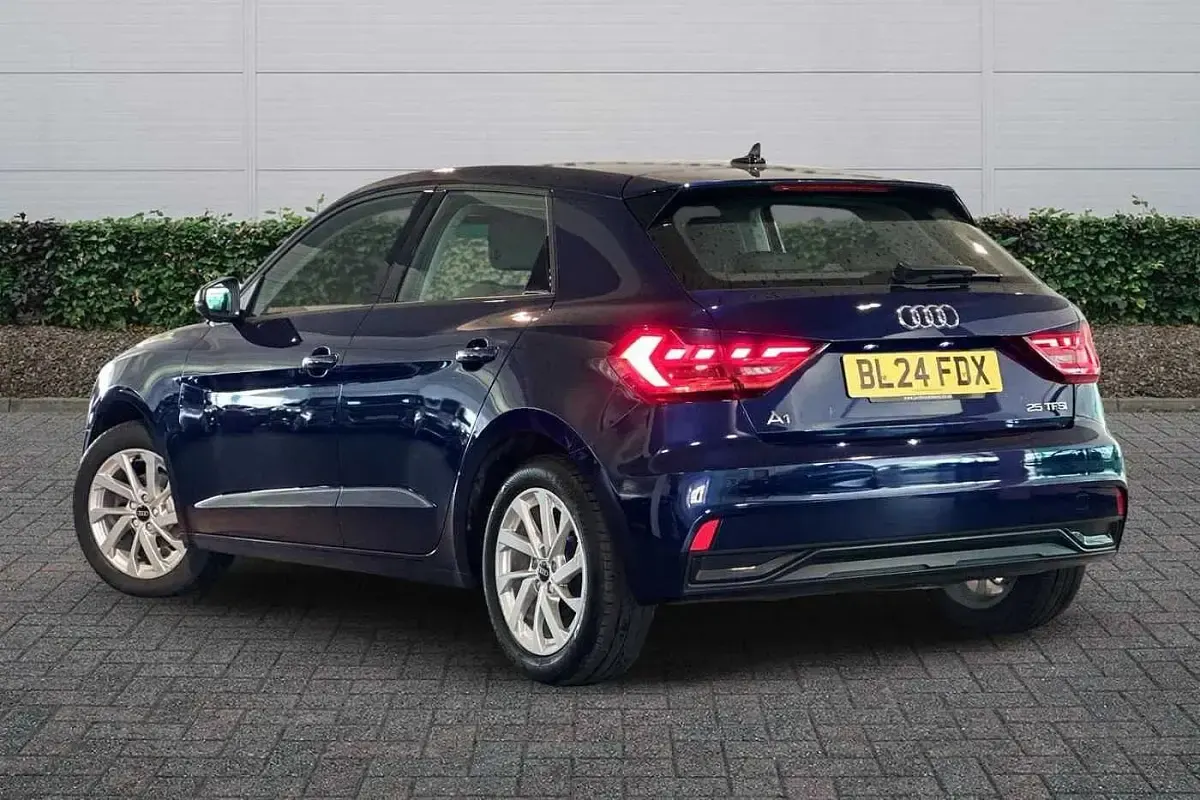 Used Audi A1 Sport 94 HP (69 kW) 2024 Blue SUV