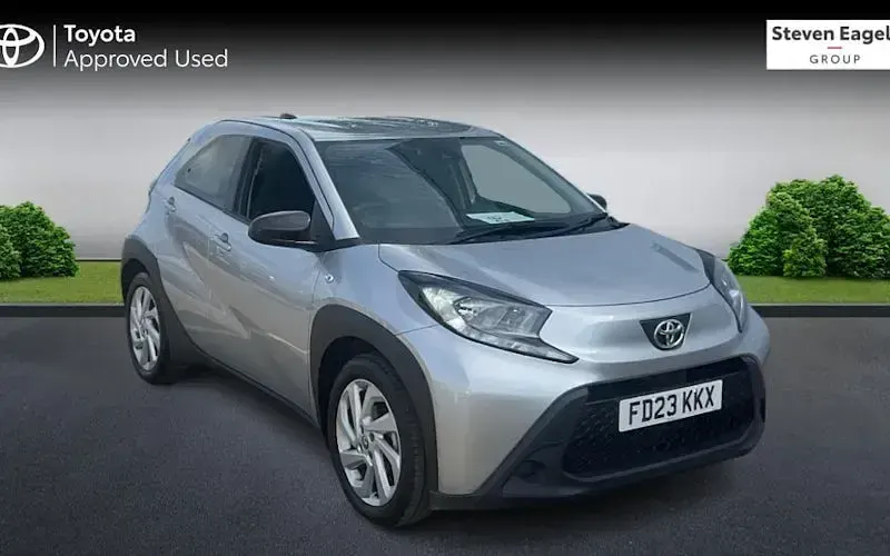 Used Toyota Aygo X PURE 72 HP (52 kW) 2025 SUV