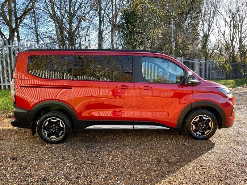 Used Ford Tourneo Active 170 HP (125 kW) 2024 Red MPV