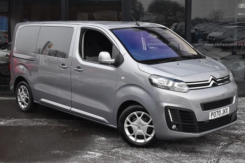 Usado Citroën Spacetourer Feel 118 HP (86 kW) 2025 Cinzento Monovolume