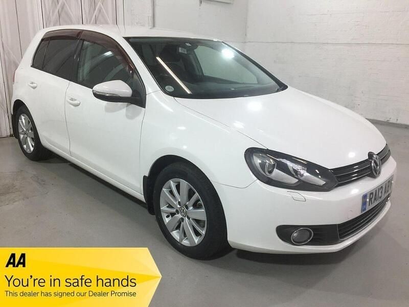 Używany VW Golf VII SE 122 KM (89 kW) 2013 Biały Hatchback