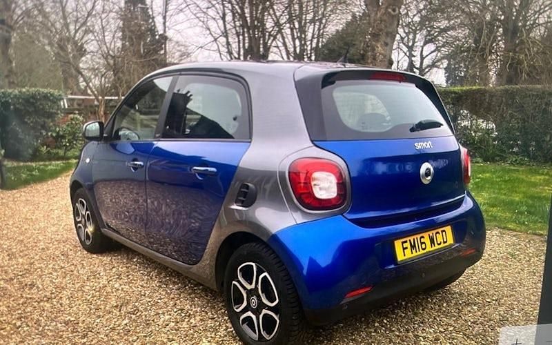 Used Smart ForFour Premium 90 HP (66 kW) 2019 Hatchback