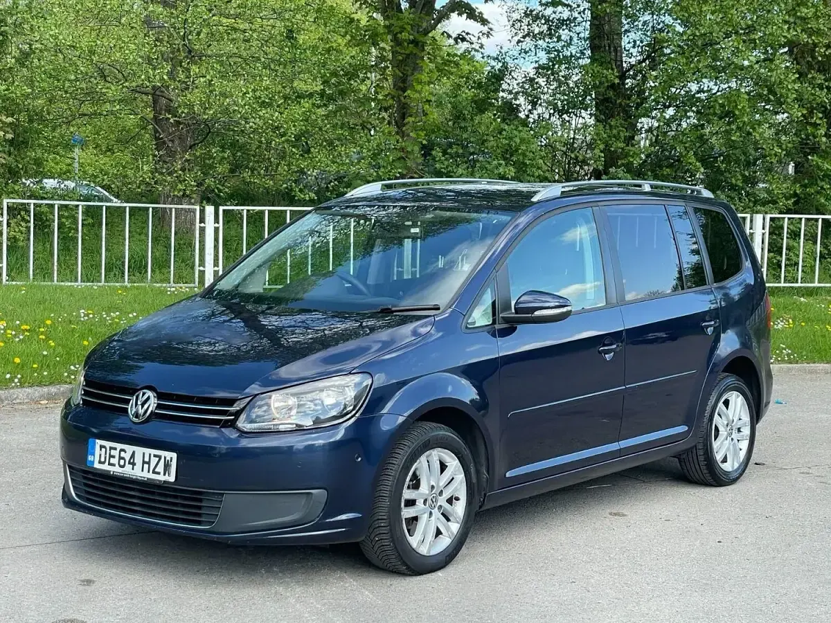 Used VW Touran SE 140 HP (102 kW) 2014 Blue MPV