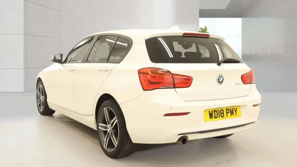 Used BMW 116 Sport Line 2018 White Hatchback