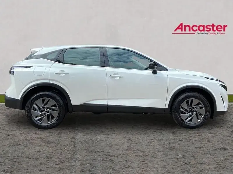 New Nissan Qashqai Acenta Premium 2026 White SUV