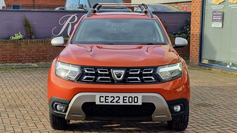 Used Dacia Duster Prestige 2022 Orange SUV