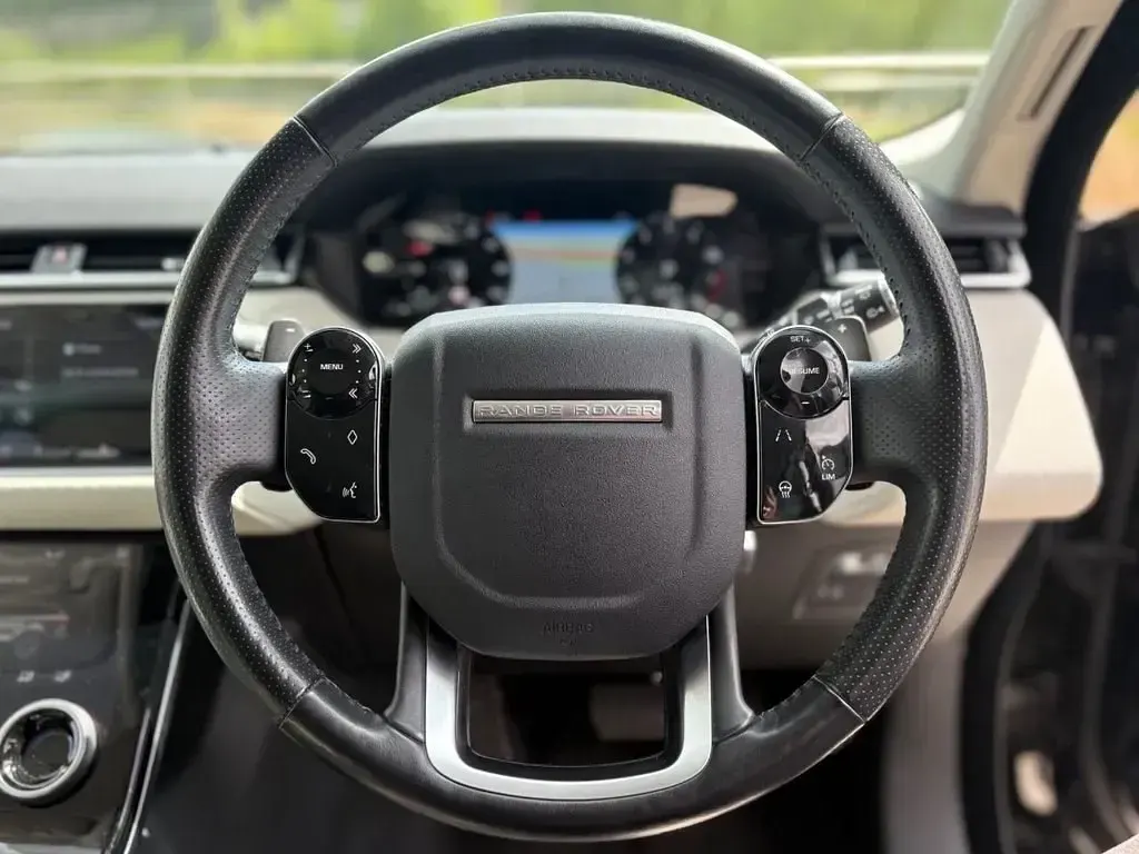 Gebraucht Land Rover Range Rover Velar SE 250 PS (183 kW) 2019 Schwarz SUV