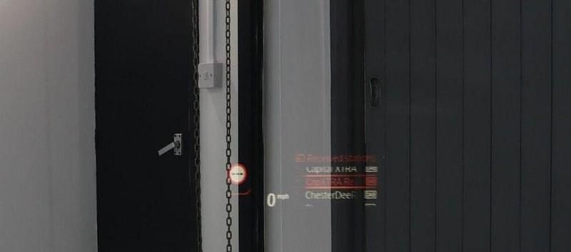Image 4/4