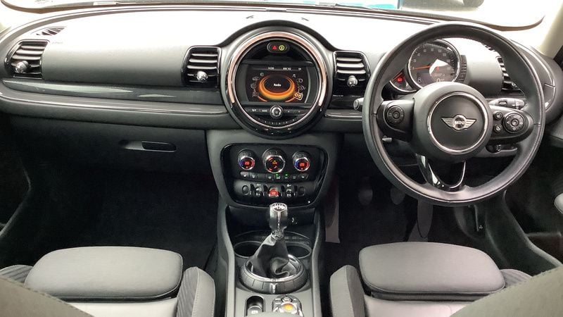 Used Mini Cooper D Clubman 148 HP (108 kW) 2017 Black Estate