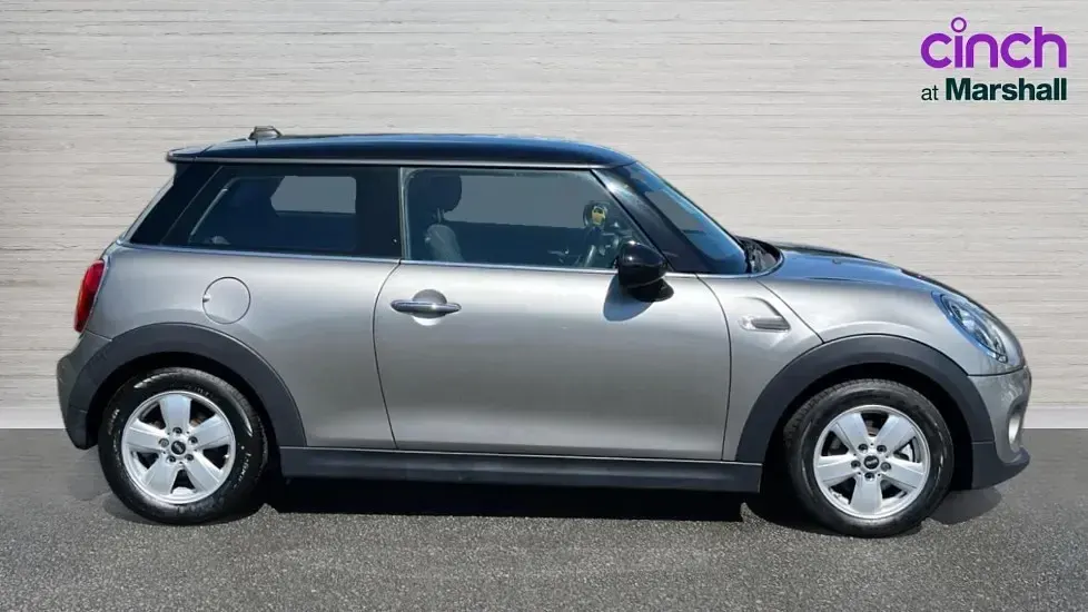 Used Mini Cooper 136 HP (100 kW) 2018 Silver Hatchback
