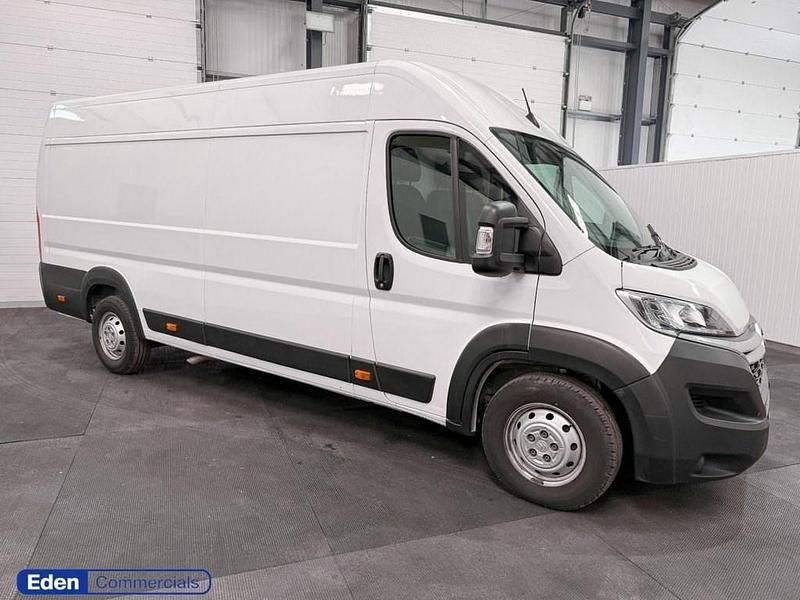 Used Citroën Relay 140 HP (102 kW) 2023 White Van