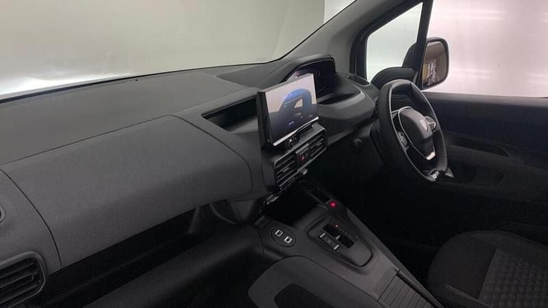 Grey Used 2025 Peugeot e-Rifter GT MPV | £21,767 (Fair price) - Image 1/3