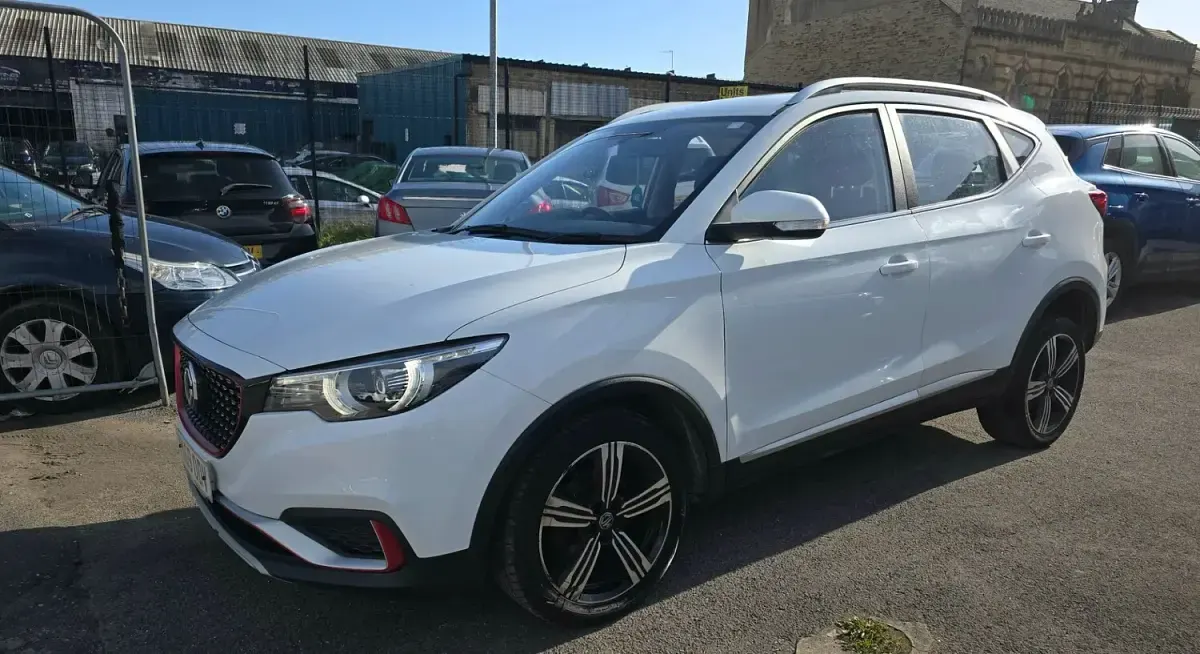 Used MG ZS 106 HP (77 kW) 2019 White SUV