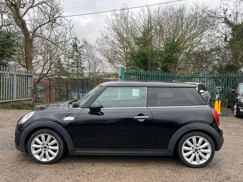 Used Mini Cooper S Hatch 190 HP (139 kW) 2015 Black Hatchback