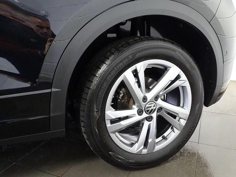 Used VW T-Roc R-line 150 HP (110 kW) 2024 Black SUV