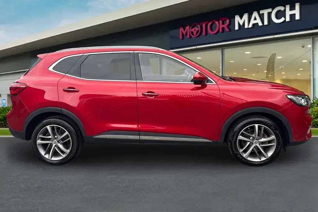 Used MG HS Exclusive 162 HP (119 kW) 2023 Red SUV