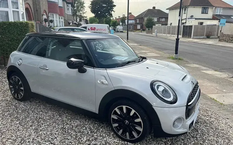 Used Mini Cooper S Comfort 192 HP (141 kW) 2020 Hatchback
