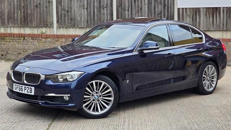 Used BMW 330e Luxury Line 2017 Blue Sedan