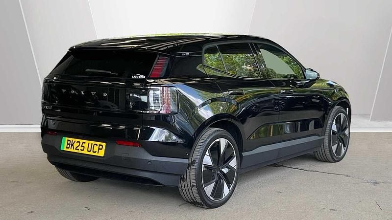 Onyx black Used 2025 Volvo EX30 Performance SUV | £33,382 (Fair price) - Image 1/3