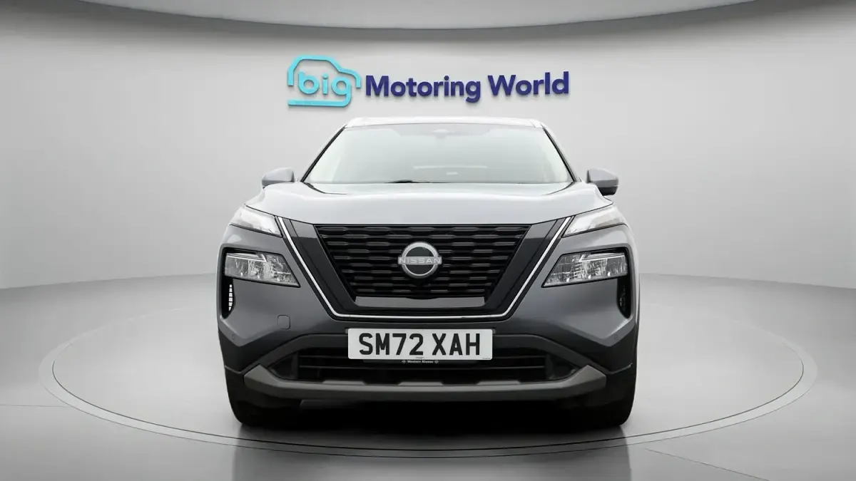Used Nissan X-Trail N-Connecta 213 HP (156 kW) 2023 Grey SUV