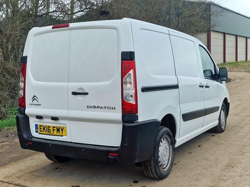 Used Citroën Dispatch 89 HP (65 kW) 2016 White MPV