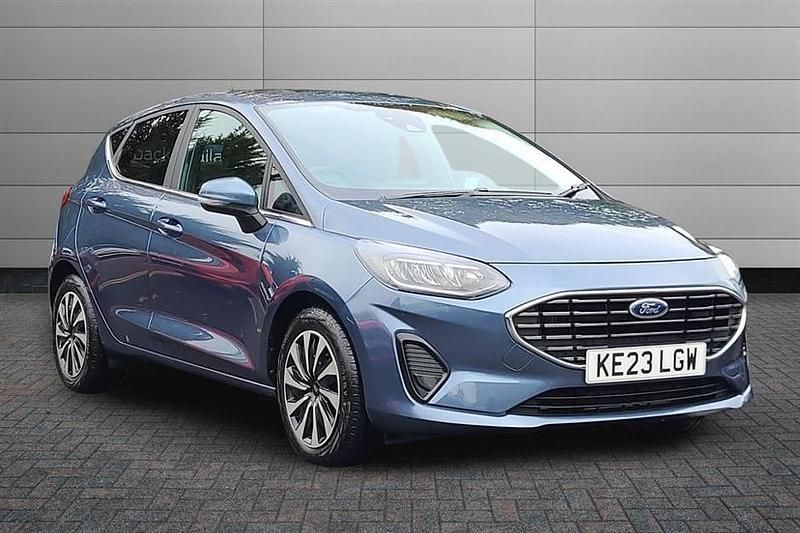 Used Ford Fiesta Titanium 125 HP (91 kW) 2023 Chrome blue Hatchback