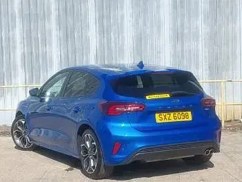 Used Ford Focus ST-Line X 155 HP (114 kW) 2023 Blue Hatchback