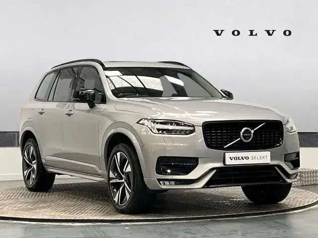 Begagnad Volvo XC90 Plus 247 HK (181 kW) 2023 SUV