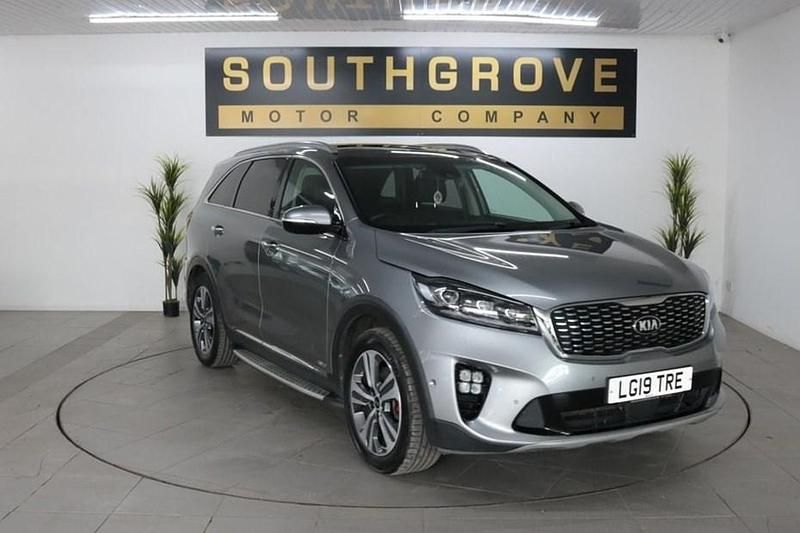 Grey Used 2019 Kia Sorento GT-Line S SUV | £21,989 (Fair price) - Image 1/1