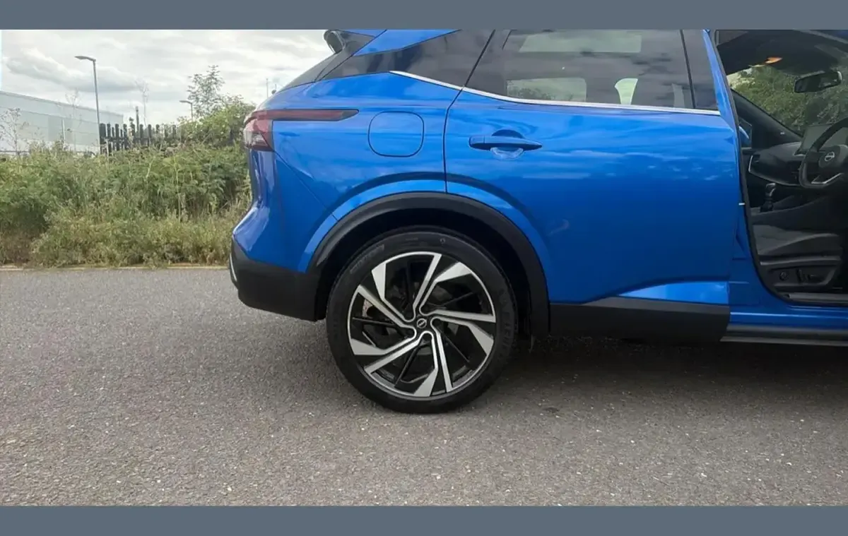 Used Nissan Qashqai Tekna+ 155 HP (114 kW) 2023 Blue SUV