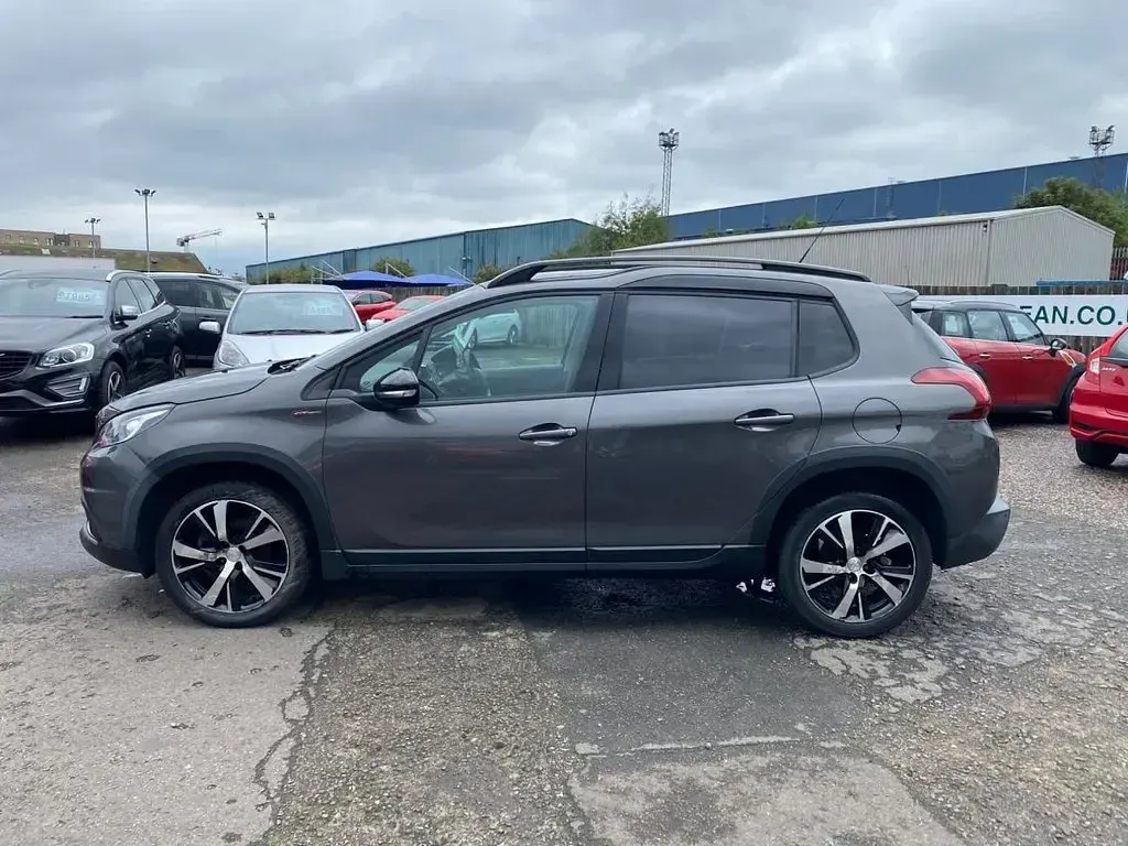 Used Peugeot 2008 GT-line 110 HP (80 kW) 2017 Grey SUV
