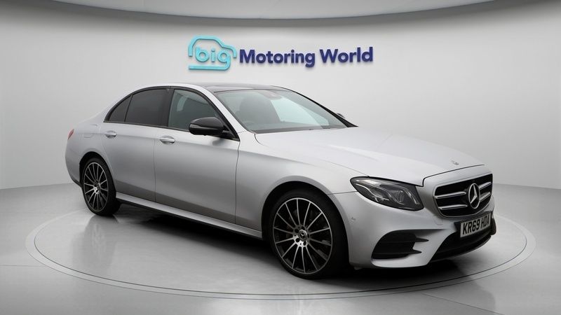 Silver Used 2019 Mercedes E400 AMG line Sedan | £26,900 (Fair price) - Image 1/4