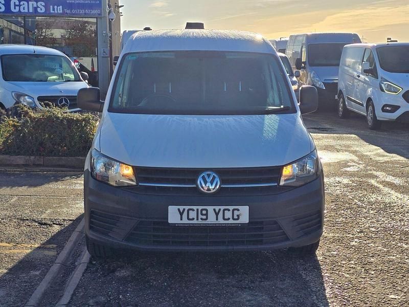 Used VW Caddy Startline 102 HP (75 kW) 2019 White MPV