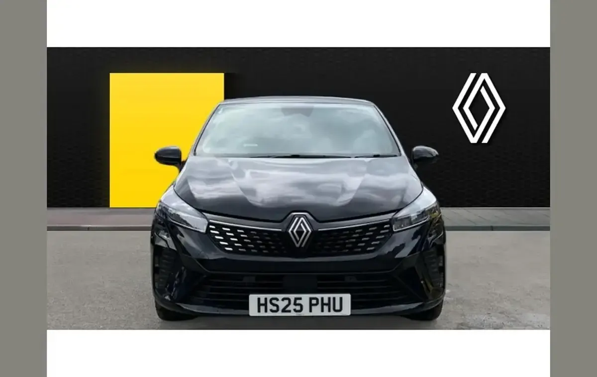 Used Renault Clio Techno 90 HP (66 kW) 2025 Black  Hatchback