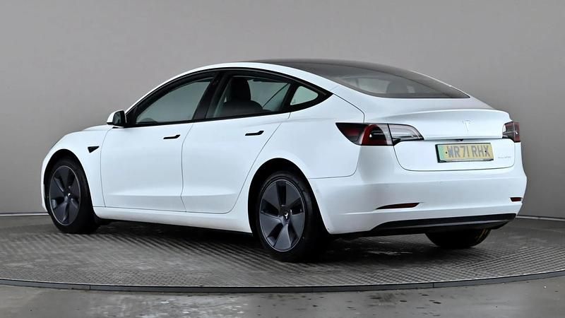 Used Tesla Model 3 Long Range AWD 258 kW (351 HP) 2021 White Sedan