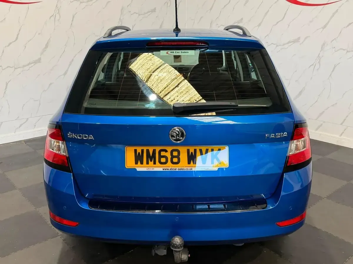 Used Skoda Fabia SE 2019 Blue Hatchback