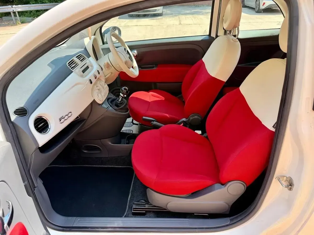 Used Fiat 500 Pop 69 HP (50 kW) 2011 White Hatchback