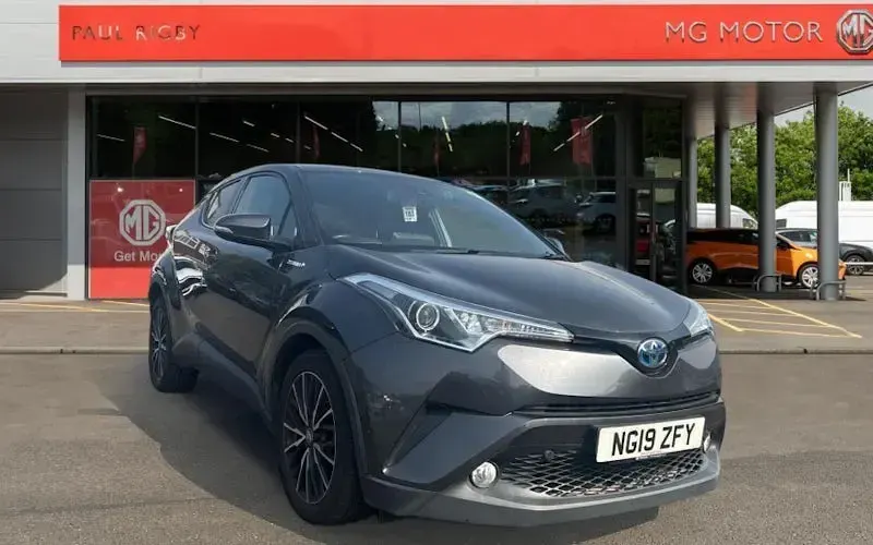 Used Toyota C-HR 122 HP (89 kW) 2019 SUV