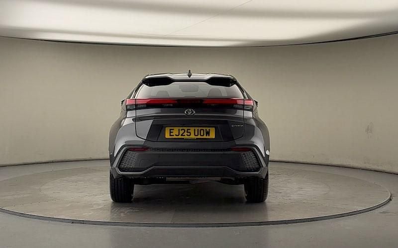 Used Toyota C-HR Design 223 HP (164 kW) 2025 Magnetic grey SUV