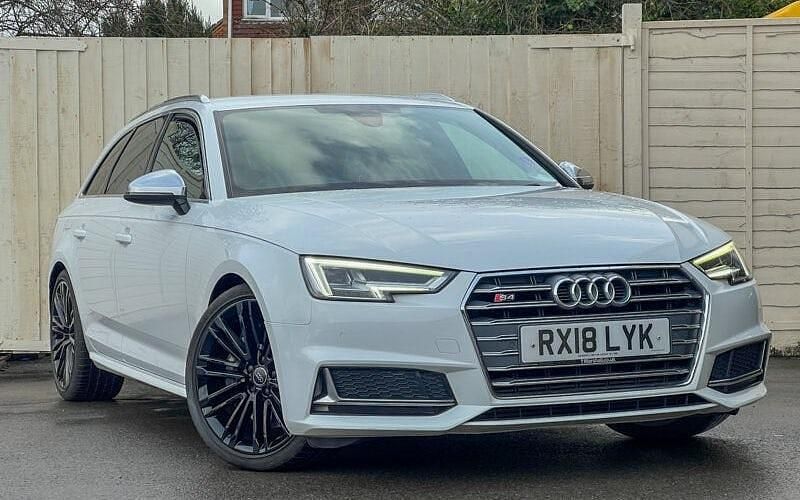 Used Audi S4 Comfort 354 HP (260 kW) 2018 White Estate