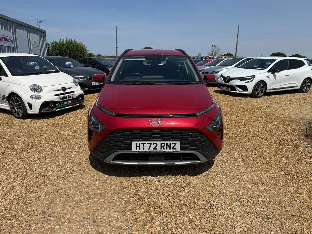 Used Hyundai Bayon SE 100 HP (73 kW) 2023 Red SUV