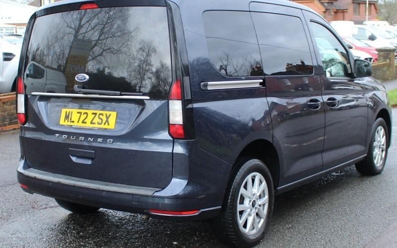 Used Ford Tourneo Titanium 122 HP (89 kW) 2025 Estate