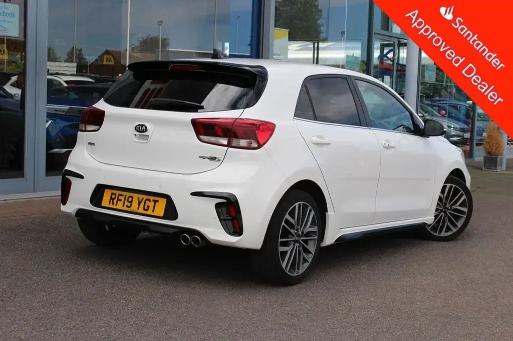 Used Kia Rio GT-Line S 118 HP (86 kW) 2019 White Hatchback