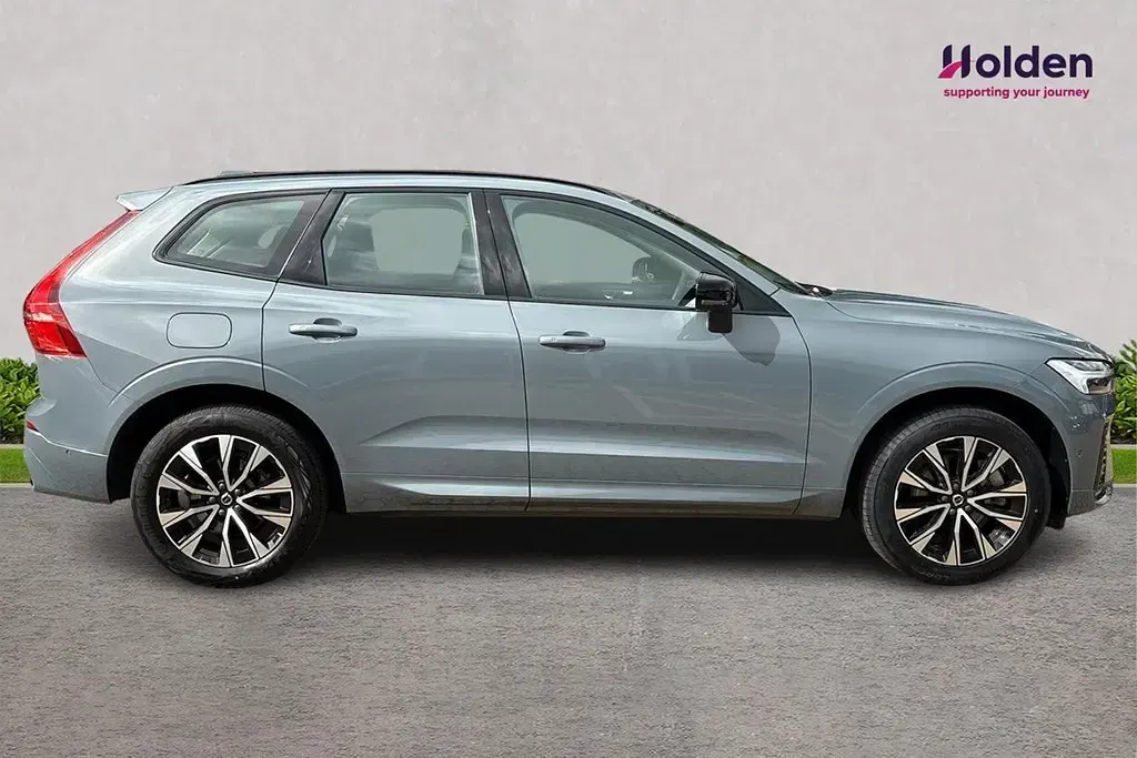 Used Volvo XC60 Plus 197 HP (144 kW) 2023 Grey SUV