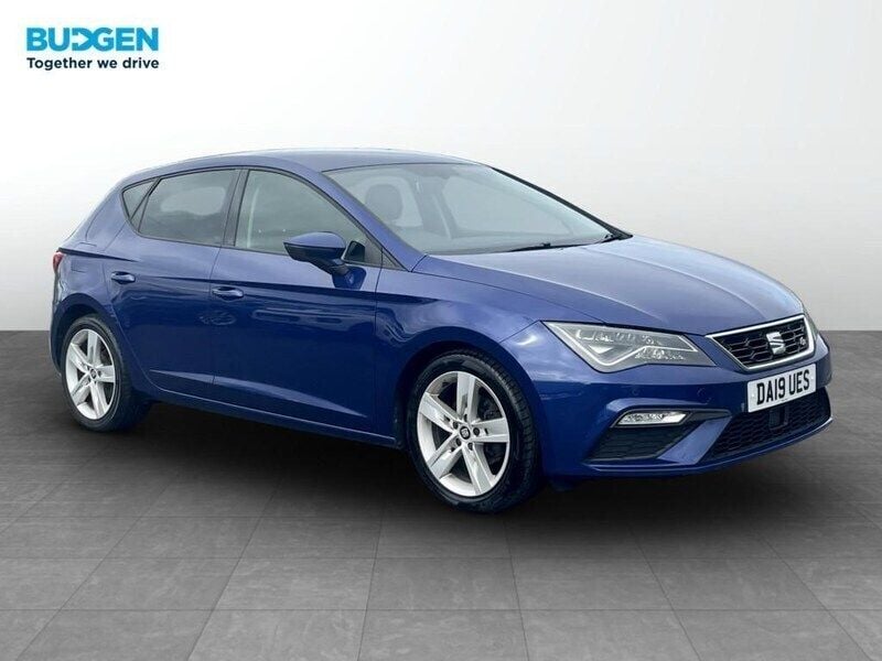 Blue Used 2019 Seat Leon FR Hatchback | £8,991 (Good price) - Image 1/4