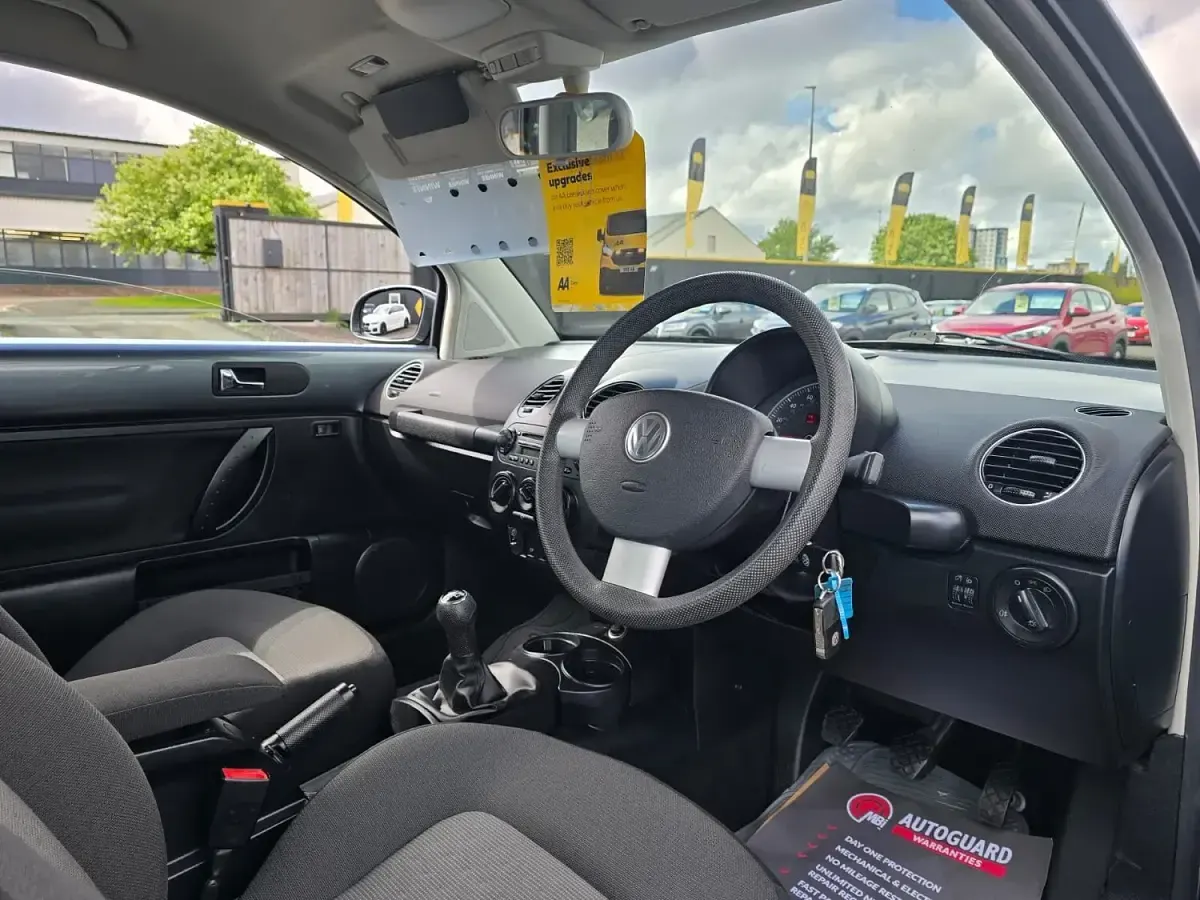 Used VW Beetle 102 HP (75 kW) 2011 Grey Hatchback