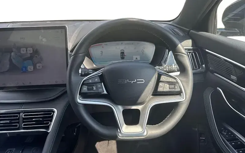 Used BYD Seal U Comfort 218 HP (160 kW) 2025 Black SUV