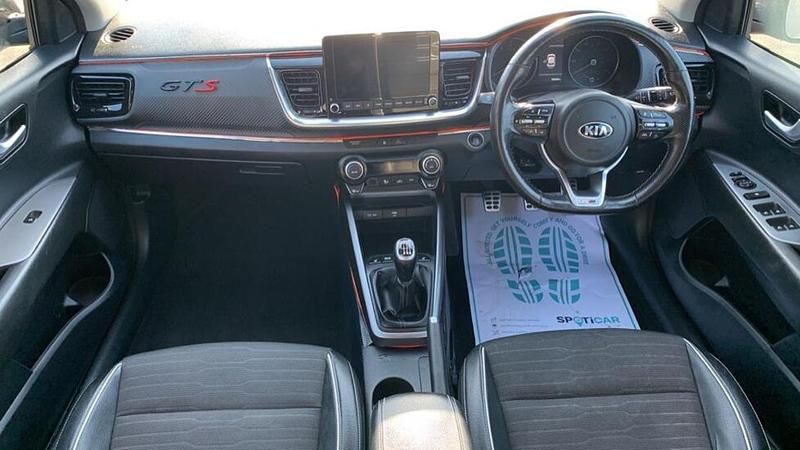 Used Kia Stonic GT-Line S 118 HP (86 kW) 2021 Grey SUV